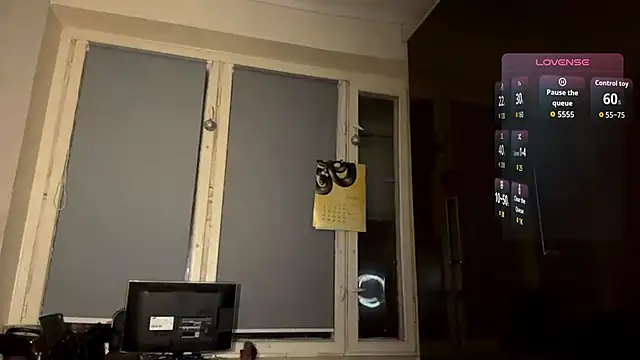 AlfredaBillegas online show from October 2025 05:54:01 PM