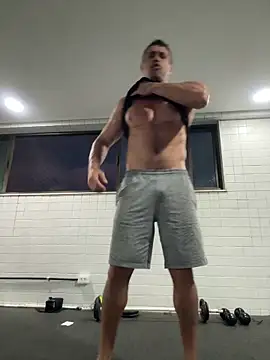 CasadoLutadorBigStuds online show from February 2026 09:11:02 PM