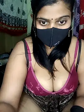 Snapshot of reena502 chatting on April 2026 04:17:01 AM reena502 online show from April 2026 04:17:01 AM
