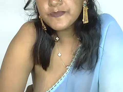 Snapshot of Cute_mikii chatting on February 2026 06:46:01 AM Cute mikii online show from February 2026 06:46:01 AM