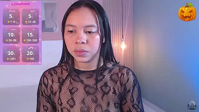 Snapshot of candy_lux30 chatting on November 2025 03:49:02 AM candy lux30 online show from November 2025 03:49:02 AM