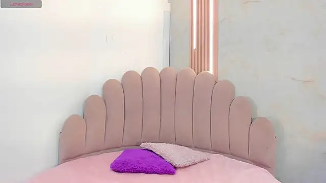 belkilima online show from October 2025 10:21:02 PM