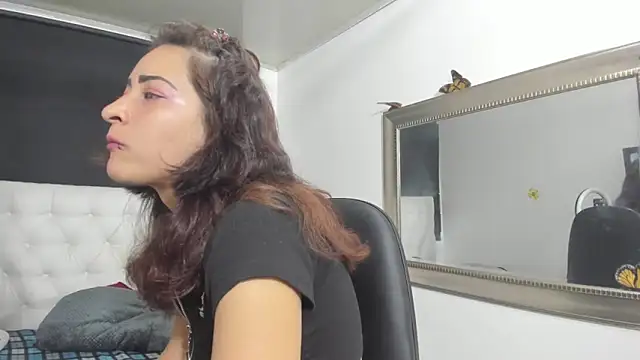 evelynesex online show from October 2025 01:25:01 AM