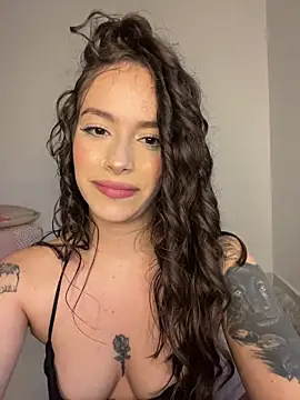 alysa g  online show from October 2025 10:32:02 PM