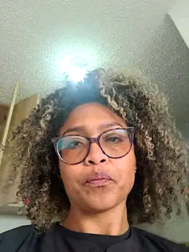 BiiancaEstradaa online show from September 2025 06:02:02 PM