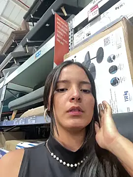 Mia jhoonson online show from March 2026 11:18:01 PM