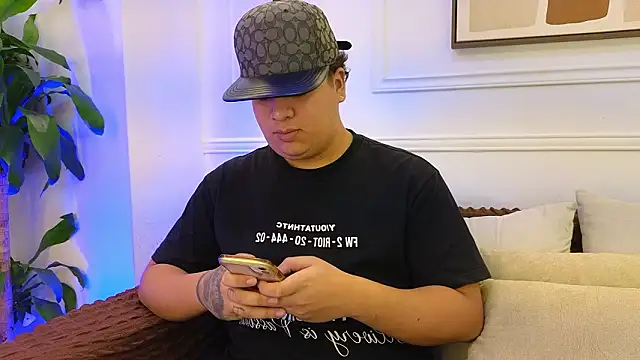 Naim Bennetsex online show from March 2026 06:51:02 PM