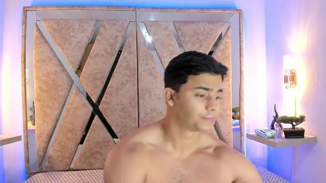 jayd muscle online show from November 2025 03:31:02 AM