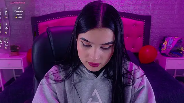 Natalie loffreda online show from March 2026 03:14:01 AM