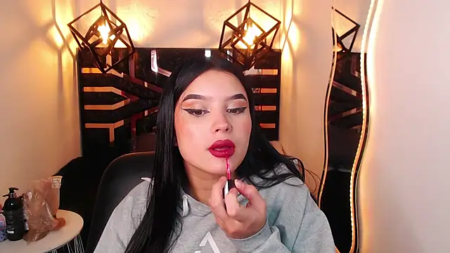 Natalie loffreda online show from March 2026 07:58:01 PM