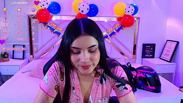 Snapshot of Natalie_loffreda chatting on July 2026 08:04:01 PM Natalie loffreda online show from July 2026 08:04:01 PM