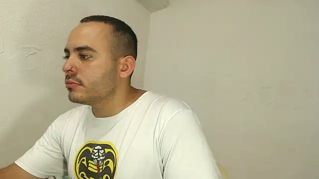 Snapshot of Ana_ThiagoxX chatting on May 2026 09:56:02 PM Ana ThiagoxX online show from May 2026 09:56:02 PM