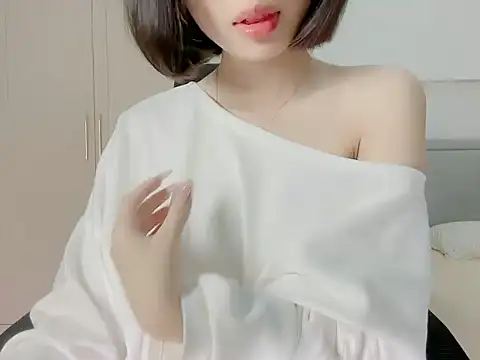 ggLovee online show from October 2025 12:35:01 AM