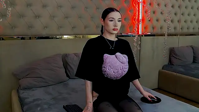 RoxyDoll  online show from October 2025 05:25:02 PM