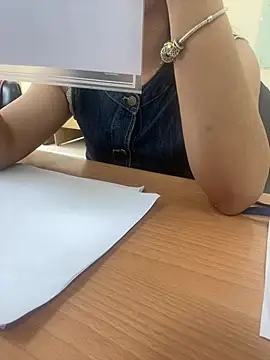 -NhaKy22 online show from April 2026 06:19:01 AM