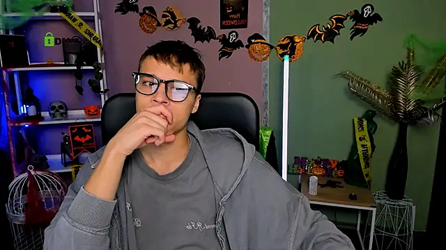 sam nexor online show from November 2025 08:10:01 PM