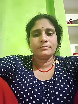 Snapshot of Hot-piuy chatting on September 2025 03:33:01 PM Hot-piuy online show from September 2025 03:33:01 PM