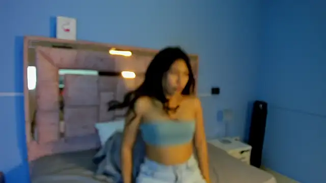 LICKY LOV online show from September 2025 03:06:02 AM