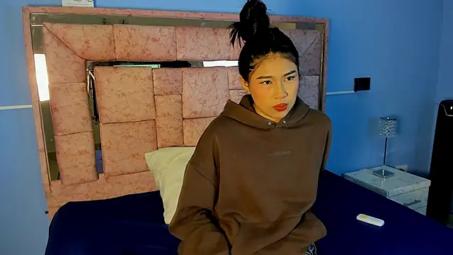 LICKY LOV online show from October 2025 03:14:01 AM