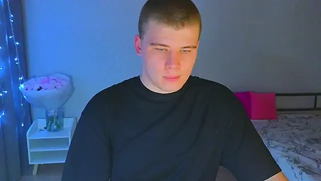 Snapshot of kittenmurr chatting on October 2025 12:16:01 PM kittenmurr online show from October 2025 12:16:01 PM