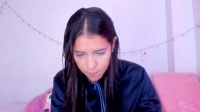 Abby roussee online show from October 2025 12:40:02 PM