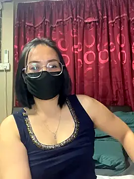 melyiaaa online show from December 2025 02:37:01 PM