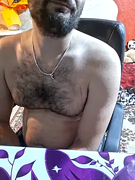 qSensi online show from December 2025 02:17:01 AM