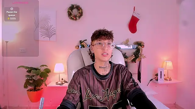 Luci Rose online show from December 2025 04:09:01 AM