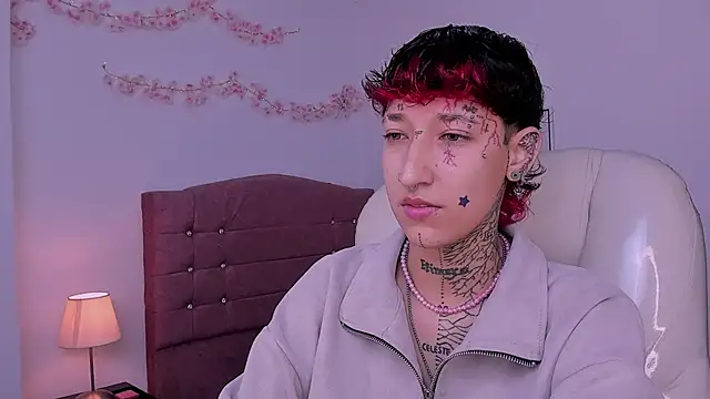 Snapshot of Luci_Rose chatting on February 2026 12:28:01 PM Luci Rose online show from February 2026 12:28:01 PM