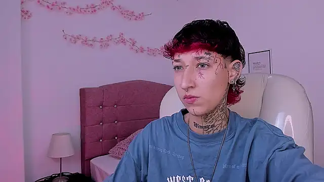 Snapshot of Luci_Rose chatting on February 2026 02:56:02 AM Luci Rose online show from February 2026 02:56:02 AM