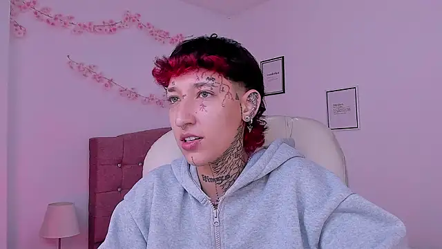 Snapshot of Luci_Rose chatting on February 2026 03:02:02 PM Luci Rose online show from February 2026 03:02:02 PM