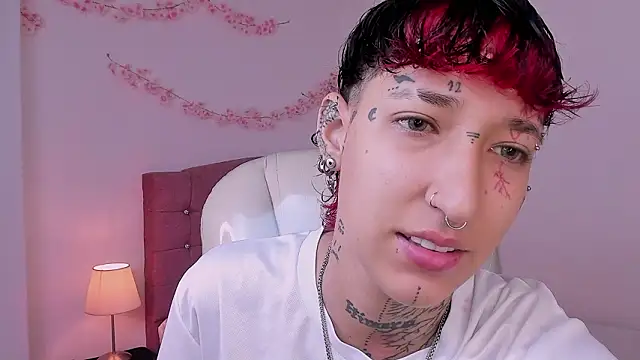 Snapshot of Luci_Rose chatting on March 2026 02:46:02 PM Luci Rose online show from March 2026 02:46:02 PM