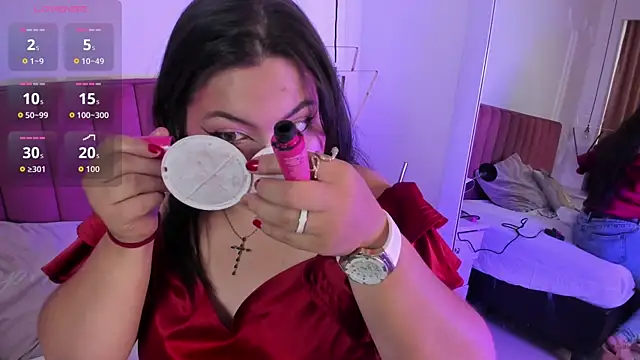 Snapshot of Tessa_Sinclaire chatting on February 2026 09:05:02 PM Tessa Sinclaire online show from February 2026 09:05:02 PM