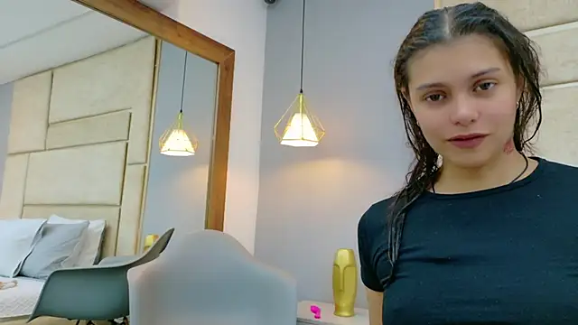 Snapshot of Ashley_HotGirl chatting on October 2025 03:31:02 PM Ashley HotGirl online show from October 2025 03:31:02 PM