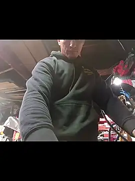 twistafatpipe online show from November 2025 07:19:02 AM