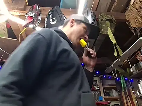 twistafatpipe online show from February 2026 07:48:01 AM