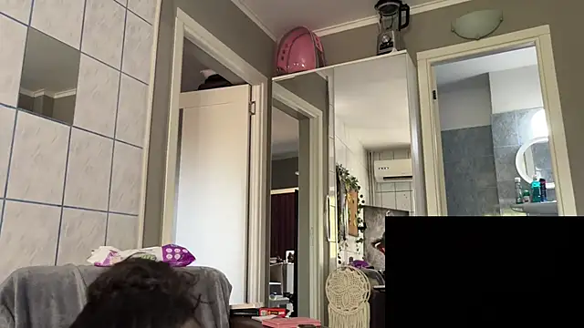 Secret Lovers1 online show from July 2026 01:36:01 PM