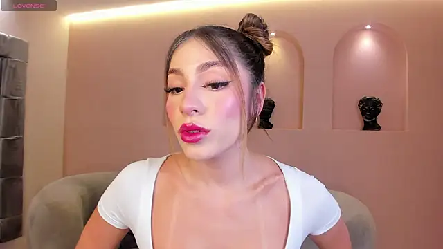 MaddisonTaylor1 online show from September 2025 08:03:01 PM