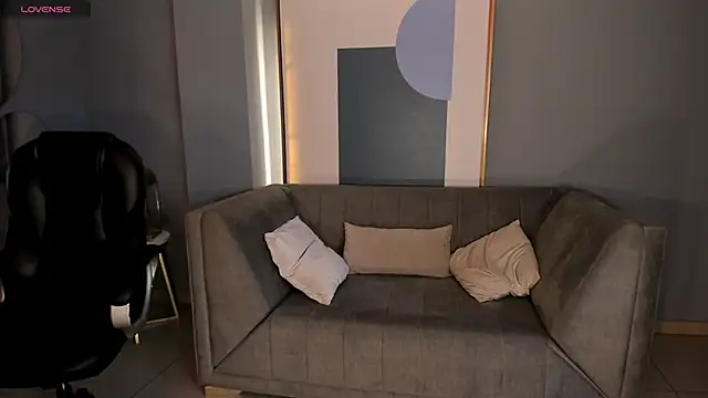 MilaColeman online show from November 2025 02:14:02 AM