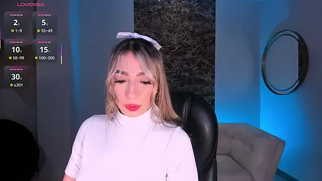 LizzCooper online show from November 2025 04:02:02 AM