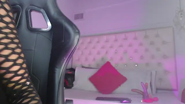 candyy ebony online show from November 2025 03:54:01 AM