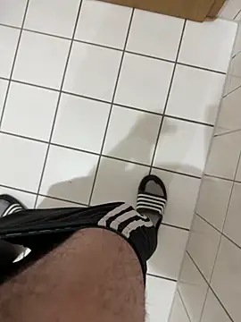 Dicksxd online show from March 2026 06:25:01 PM