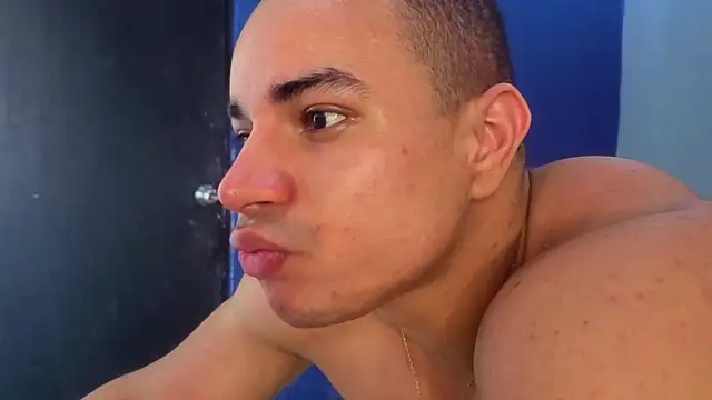 DylanGuss online show from December 2025 08:13:02 PM