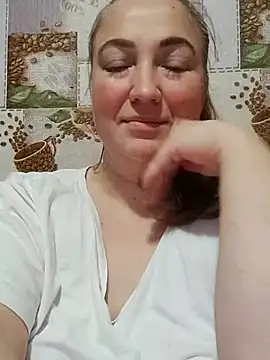 Kiss Eva online show from November 2025 05:46:02 PM