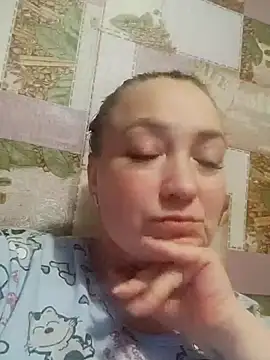 Kiss Eva online show from March 2026 04:57:01 PM