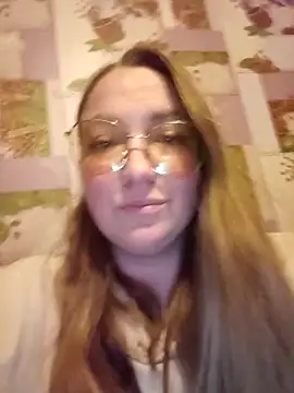 Kiss Eva online show from March 2026 05:06:01 PM