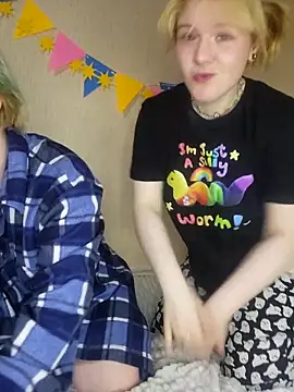 ricky feline online show from September 2025 06:24:02 PM