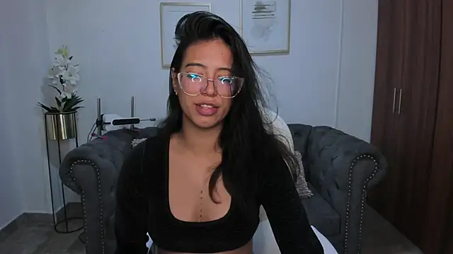 raven stonee online show from October 2025 03:18:02 AM