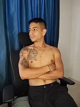 Juann-cock online show from December 2025 01:50:02 PM