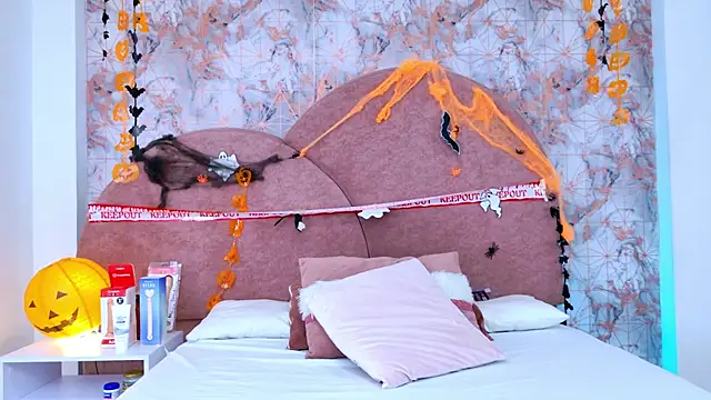 Samanta Isel online show from October 2025 03:09:01 AM